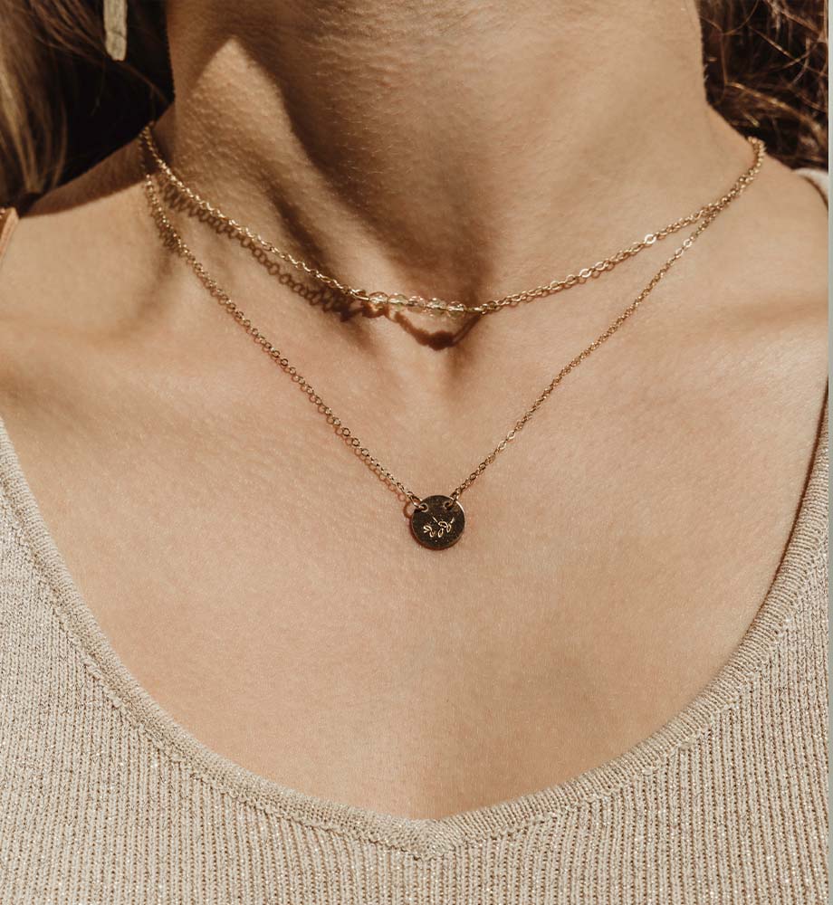 Small gold necklace